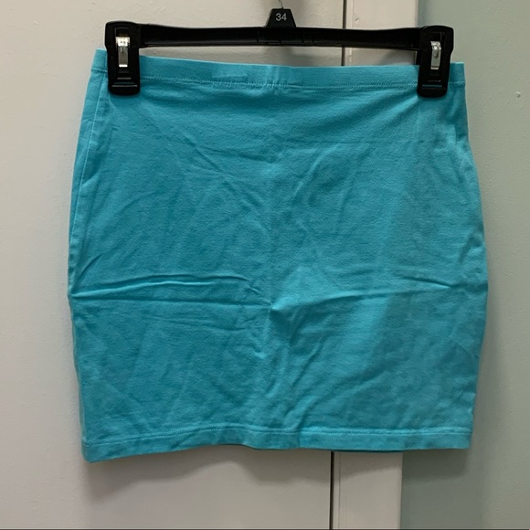 Lot of 2 Mini Skirts - Picture 6 of 8